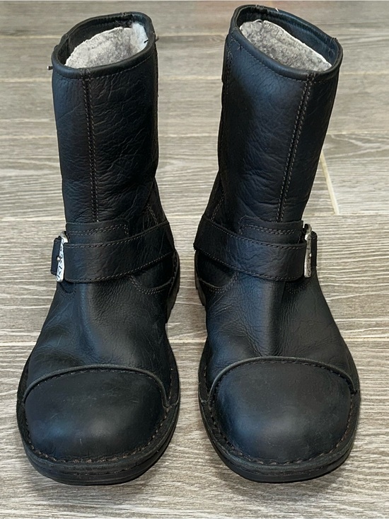 UGG Rockville II Motorcycle Boots Men display picture 3